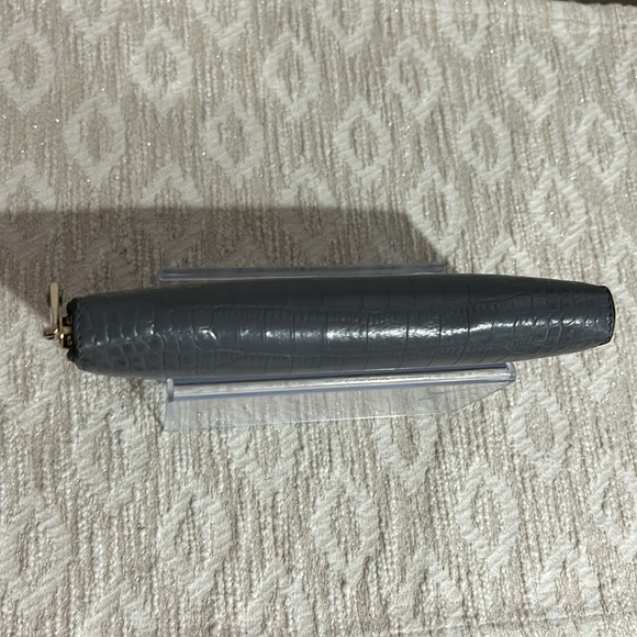 Henri Bendel Grey Croc Embossed Leather Zip Around Wallet - Picture 7 of 16